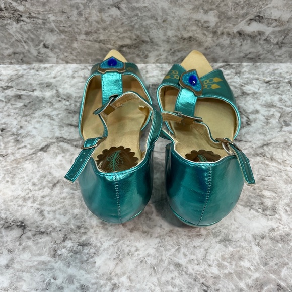 Disney Store Princess Jasmine Costume Shoes 2/3 - Picture 4 of 8